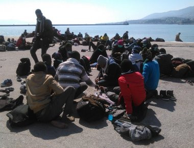 Λιγότεροι από 3.000 για πρώτη φορά οι μετάναστες στη Μυτιλήνη